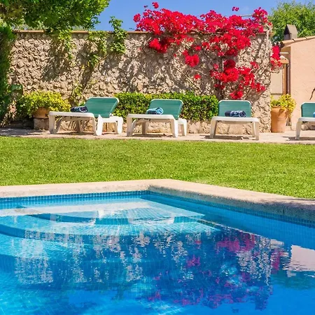 Reynes Villa *